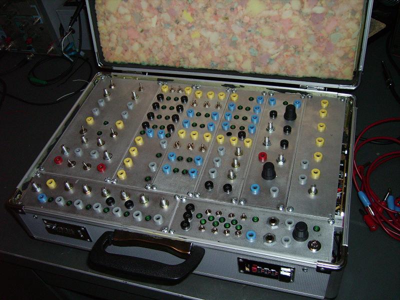 Lunetta synth on sale