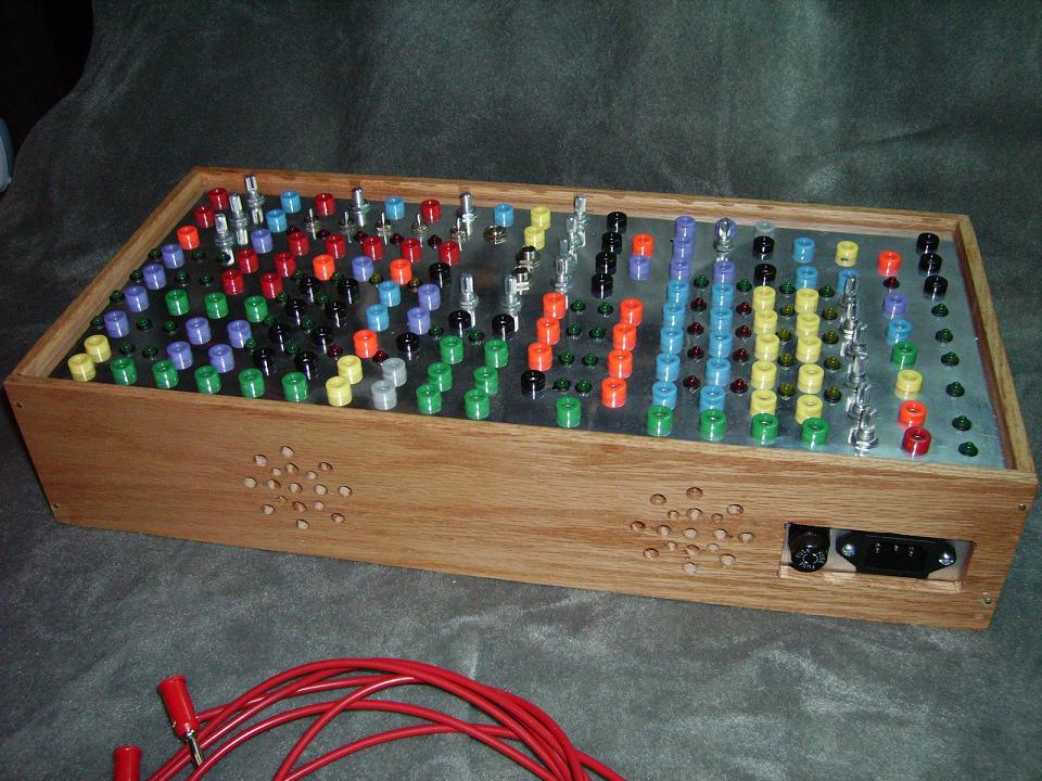 Lunetta synth on sale